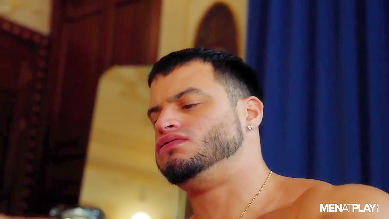 Thumb 12