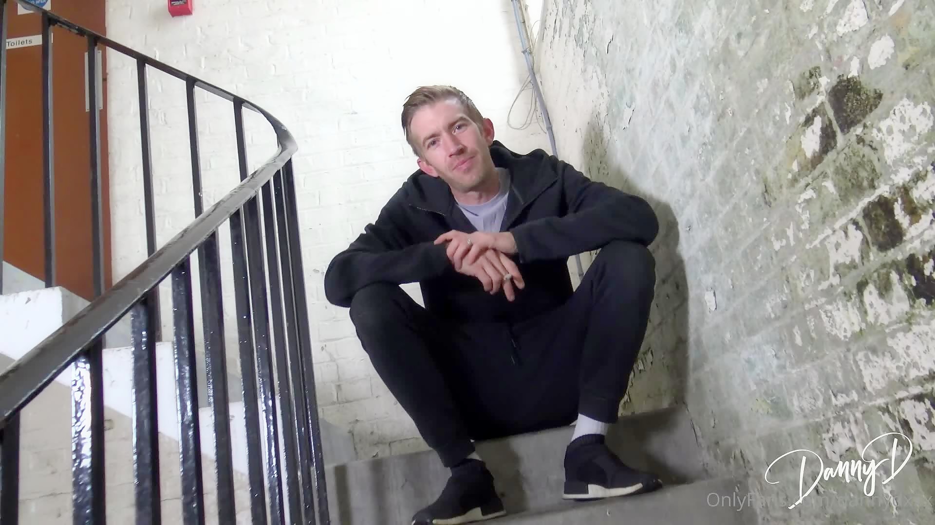 Danny D - Stairwell Strokes