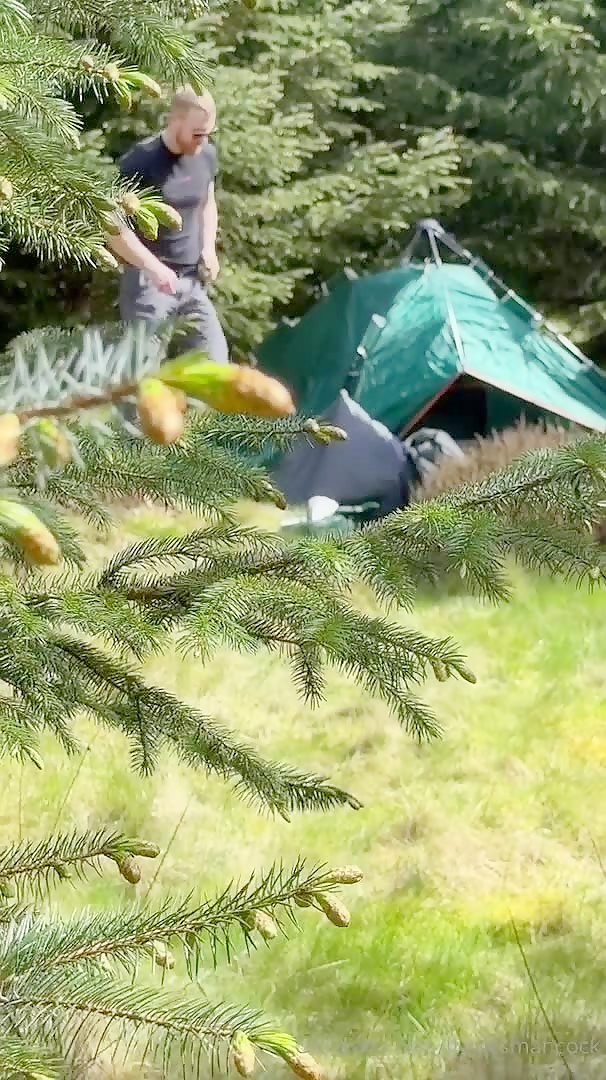 Tradesmancock - Reddiexxl - He Railed Me All Over The Woods When Camping