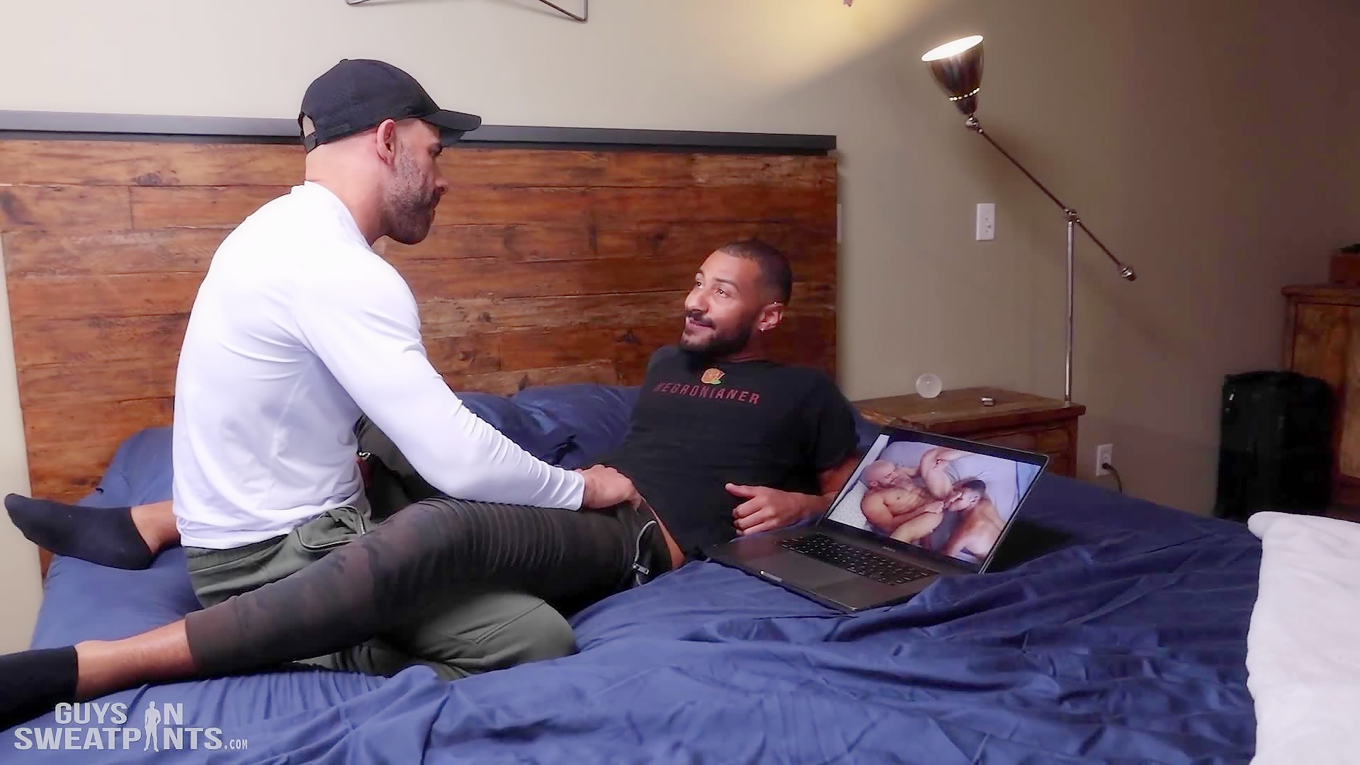 Guys In Sweatpants –Dominic Santos Returns!– Austin Wilde And Dominic Santos