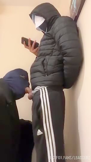 Thumb 16