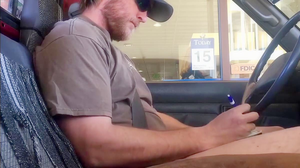 Hands-Free Public Cum: Daddy's Bank Adventure